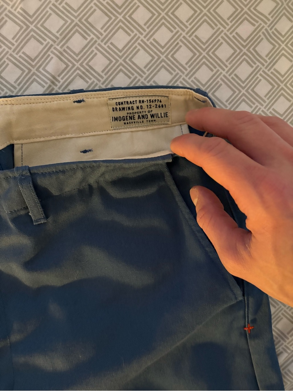 Imogine+Willie Men’s Oceanside Relaxed Fit Blue Chinos Size 34 EUC - Picture 3 of 11